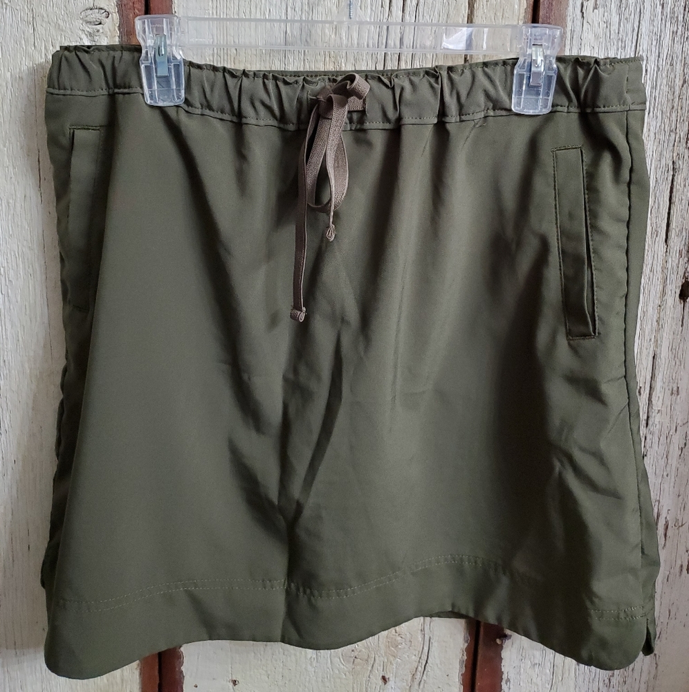 Riders skort
